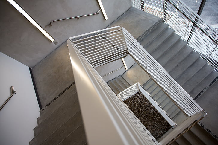 kāpnes, pa kāpnēm, darbības, kāpt, kāpņu telpas, betons, arhitektūra