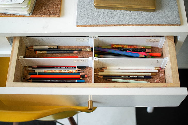 table, drawer, pen, paintbrush, artist, draw