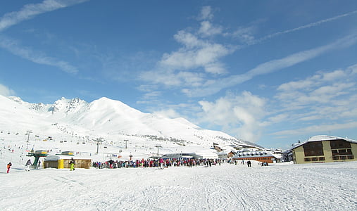 Lyžovanie, Ski, lyžiarsky areál, zimné, športové, sneh, Extreme