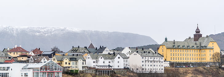 Costa da Noruega, Ålesund, montanhas, arquitetura, Escandinávia, paisagem, mar