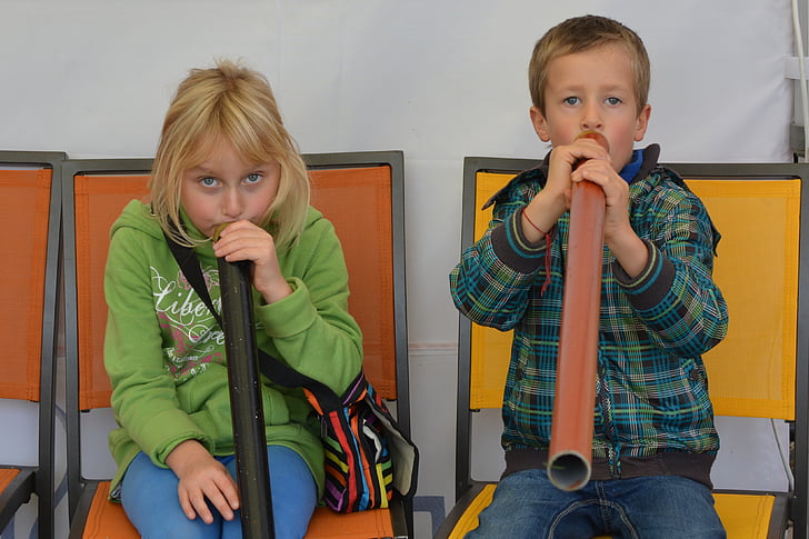 bambini, persone, Didgeridoo, musica, ragazzo, ragazza, che soffia