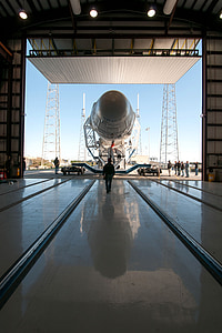 hangar, rocket, rocket science, transportation, spacex, industries, development