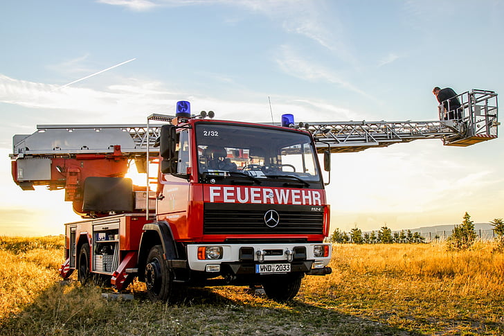 oheň, Točna žebřík, hasičský vůz, vedoucí záchranné, žebřík, Metz, Záchrana