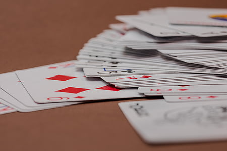joc de cartes, targetes, jugant a les cartes, cor, pòquer, jugar, targeta de Rummy