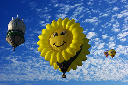 Ballon, Luftfahrt, Fahrten mit dem Heißluftballon, Fahrt mit dem Heißluftballon, fliegen, Brenner, Start