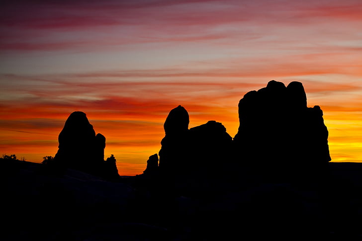 piedra arenisca, roca, puesta de sol, al atardecer, paisaje, silueta, cielo