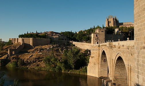 Espagne, Toledo, pont, remparts