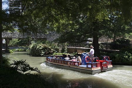 tourists, barges, siteseeing, boat, travel, river, riverwalk