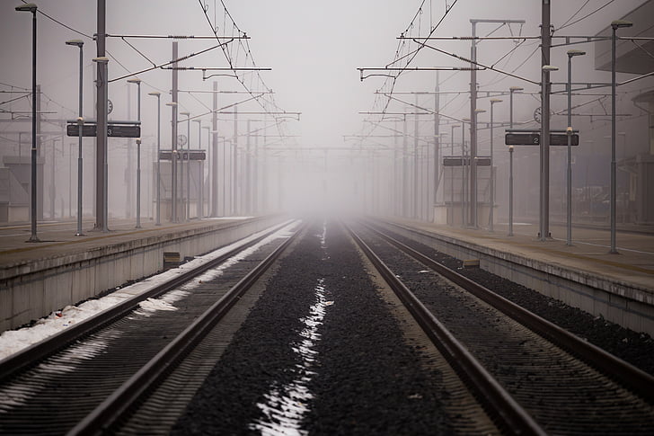 depth of field, empty, fog, lamp posts, line, platform, railway
