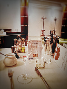 một ly, thủy tinh, Nhà hàng, dao kéo, khăn bàn, sứ, rượu vang