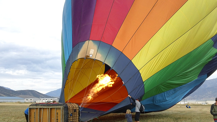 globus, aire calent, colors, vol en globus, globus aerostàtic, Inici, aixecar