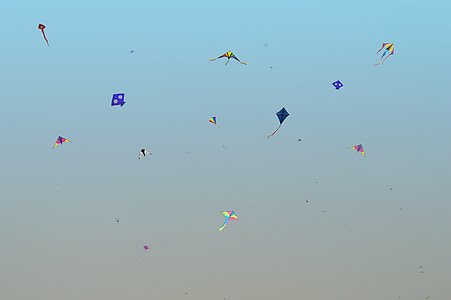 kite, flying, sky, colorful, leisure, fun, childhood