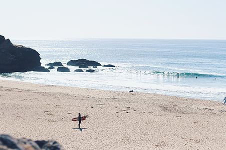 persona, in piedi, Seashore, tavola da surf, giorno, spiaggia, onda