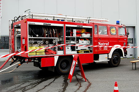 oheň, feuerloeschuebung, löschzug, hasičský voz, Hasičská striekačka, hasič, Rescue