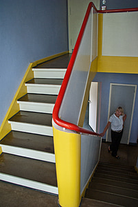 escaliers, personne, femme, en attente, escalier, Appartement, architecture