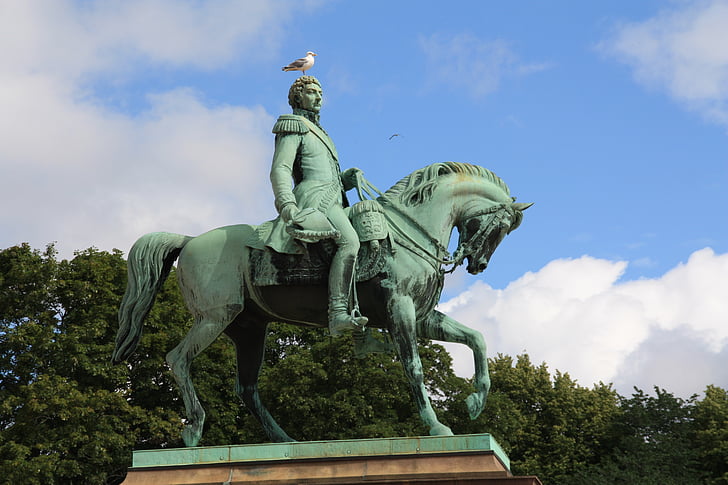 Oslo, Palais Royal, statue de, Mouette