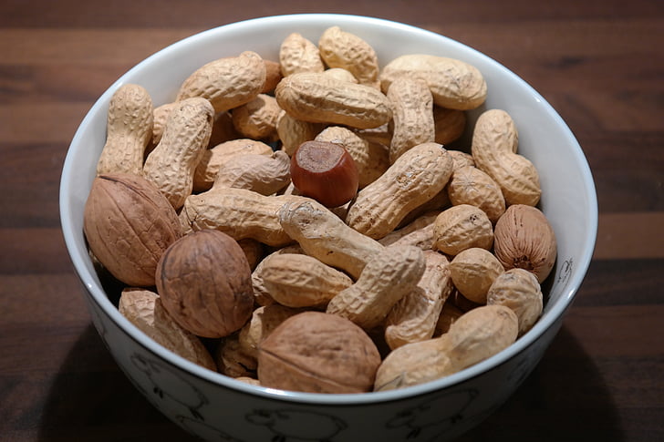 nuts, peanuts, walnuts, hazelnut, shell, eat, snack