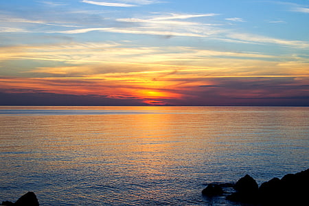 západ slnka, San nicola arcella, Kalábria, Taliansko, more, červená obloha v noci, večer