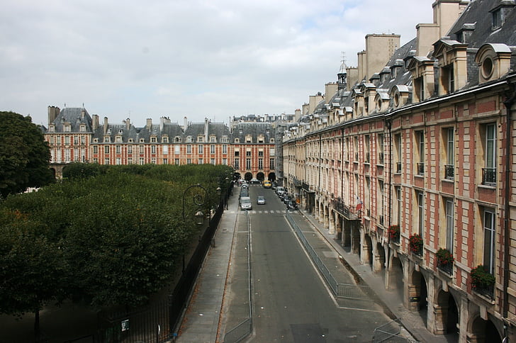 náměstí Place de vosges, fasády, Paříž
