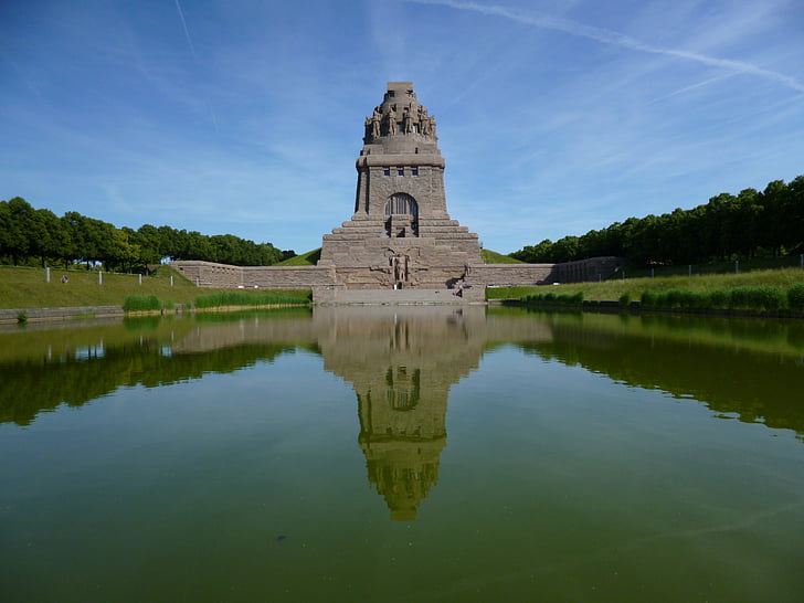völkerschlachtdenkmal, leipzig, building, mirroring, water, surface, monument