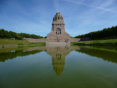 völkerschlachtdenkmal, Лейпциг, Будівля, дзеркальне відображення, води, поверхня, Пам'ятник