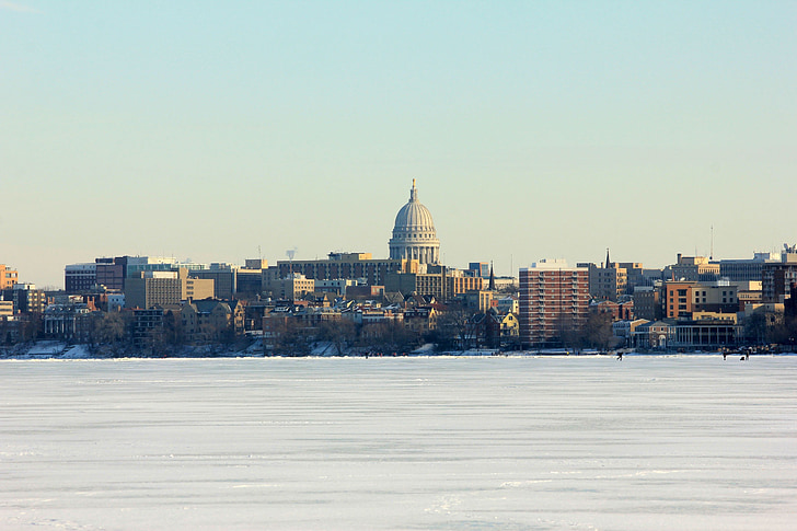 Madison, Wisconsin, Inverno, paisagem, arquitetura, linha do horizonte, cidade