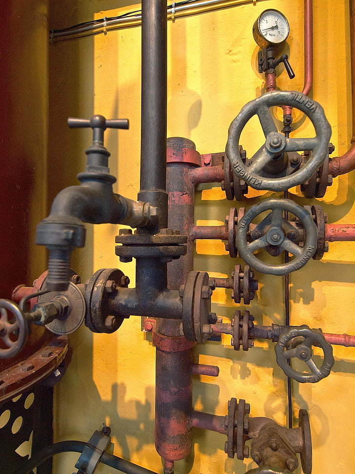 machine, piping, valves, measure, pressure gauge, grain distillery, rusty
