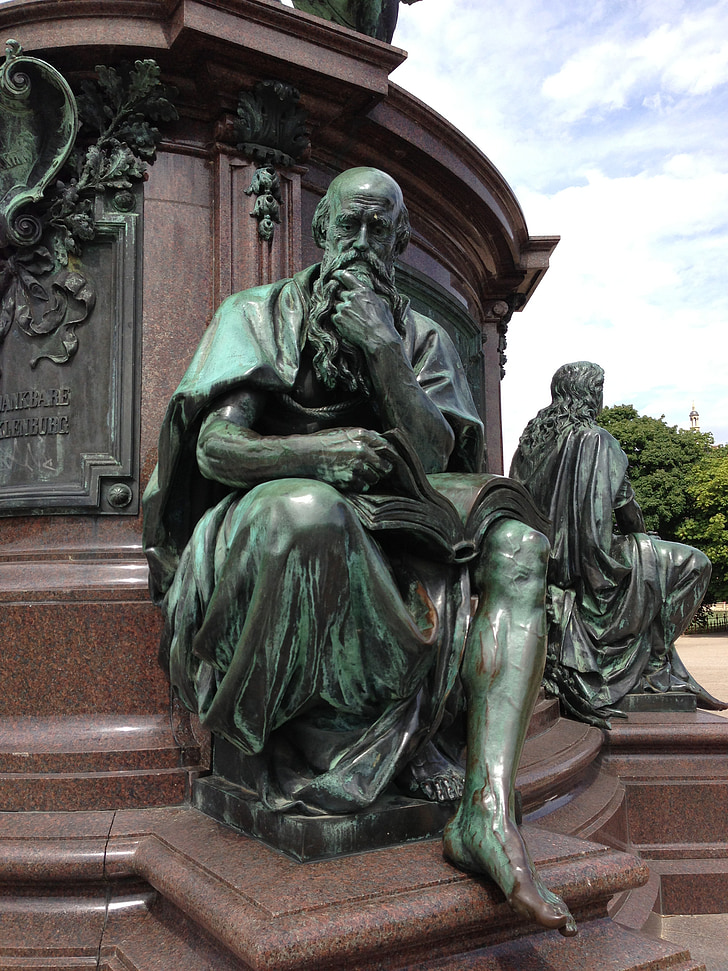 statue, Schwerin, monument, Bronze, patina, Mecklenburg Vorpommern, historisk set