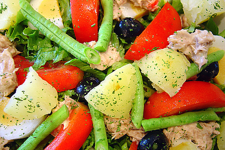 salad, colors, potato, olives