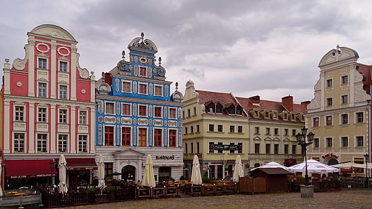 Polandia, Stettin, di balai kota tua