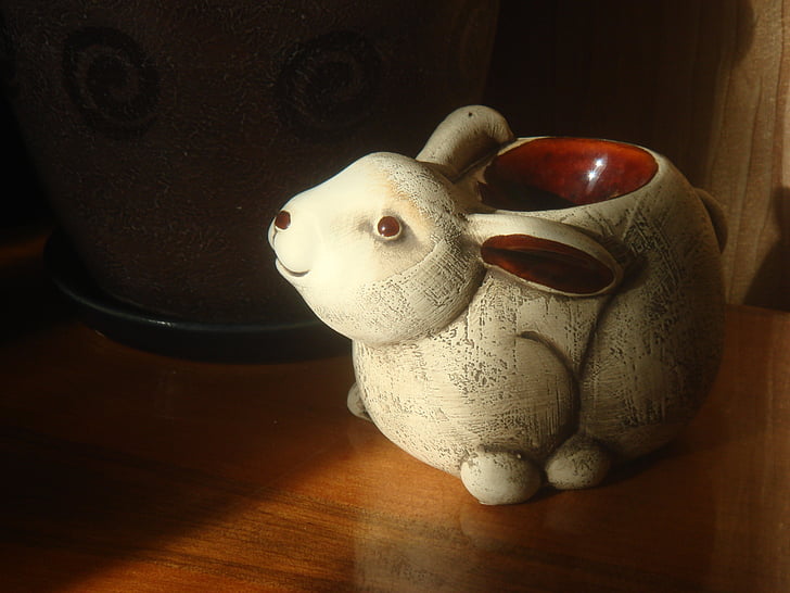 hare, rabbit, candlestick, ceramic rabbit, fragrance, shadow, light