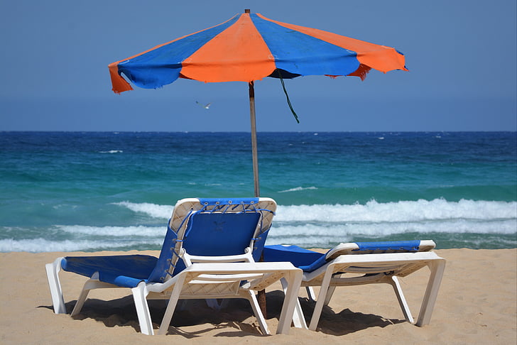 Parasol, aurinkotuoleja, Beach, Sea, Holiday, rentoutumista, matkustaa