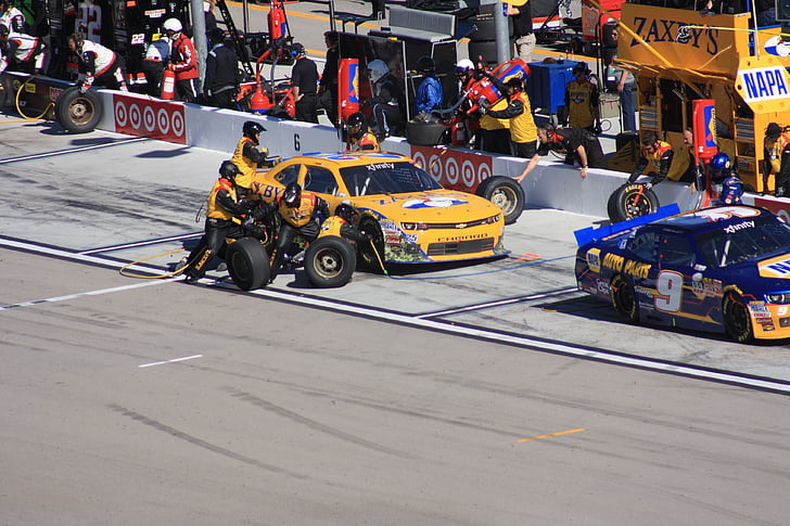 race, pit, racing, sport, competition, pit stop, tire
