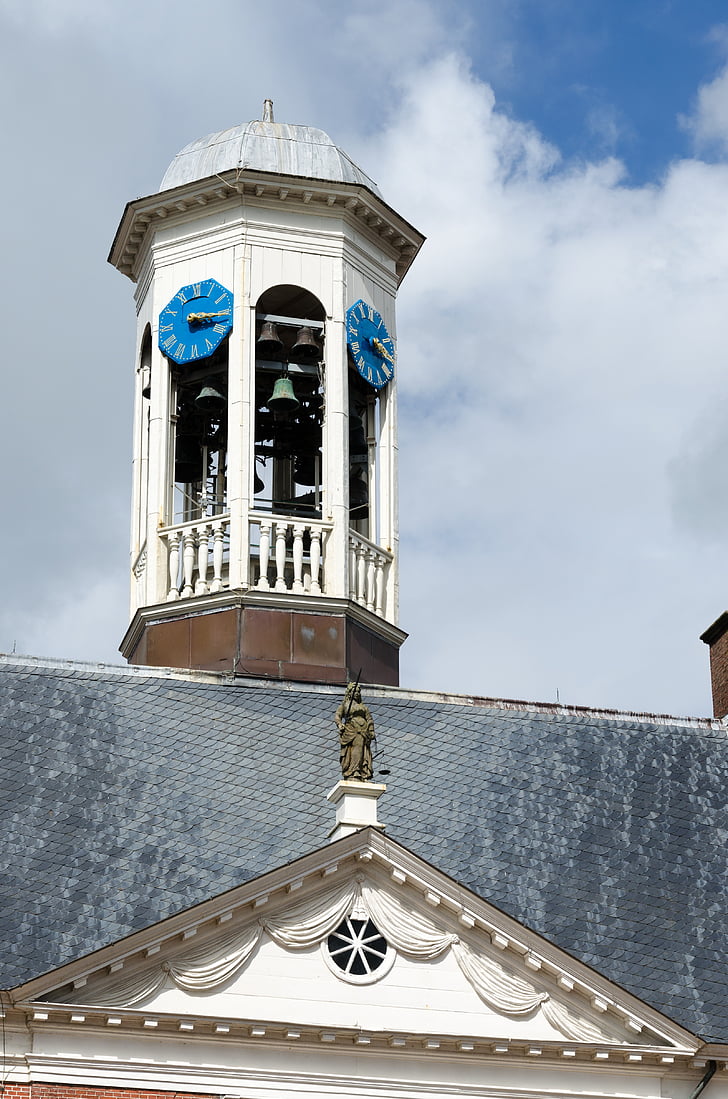 Dokkum, mestna hiša, Friesland, Carillon, strehe