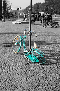 rower, Berlin, sztuka, Brama Brandenburska, czarny biały