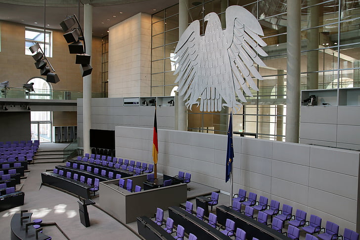 Bundestagas, Reichstagas, Berlynas, salė, heraldikos gyvūnų, kapitalo, stiklo kupolas