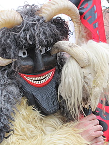 busó, kostiumas, Karnavalas, Kukeri, kaukė - nuslėpti, surva, tradicinis festivalis