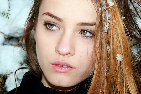 Tüdruk, rohelised silmad, Blond, portree, lumi, Ilu, talvel