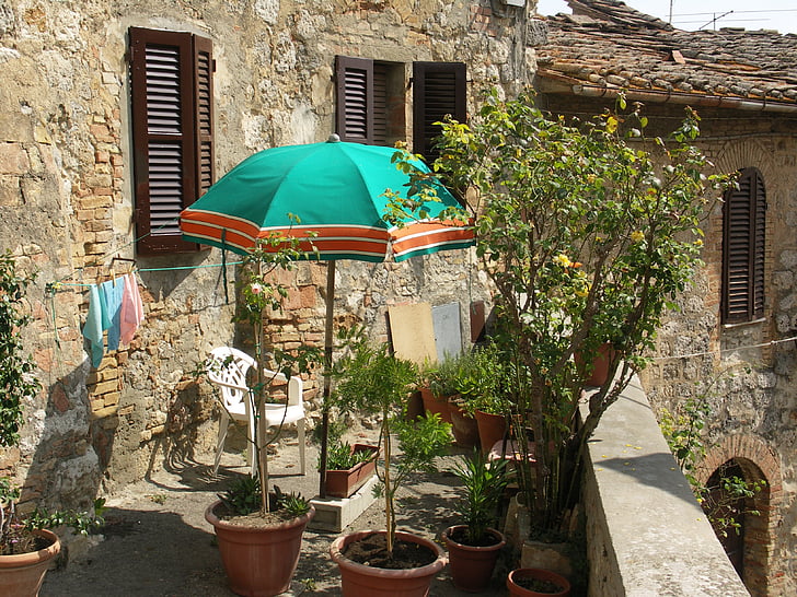 tuscany, sun, parasol