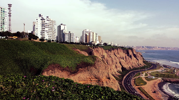 Lima, Peru, Sydamerika, Miraflores, kusten, blåsig väg, Cliff