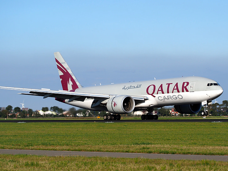 Qatar airways, nákladní, Boeing 777, Letiště, letadlo, letadla, letectví