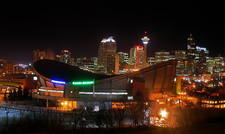 Calgary, Kanāda, seglu kupols, naktī, centrs, pilsēta, pilsētās