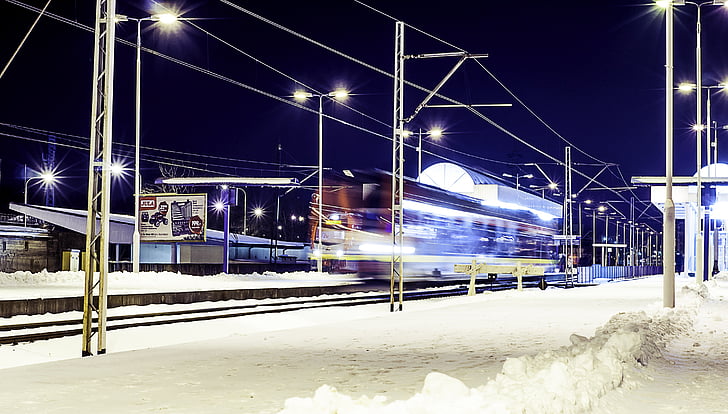Treinstation, trein, beweging, winter, snelheid, vervoer, spoorwegen