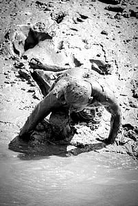 грязи, человек, воды, человека, человек собирание краб