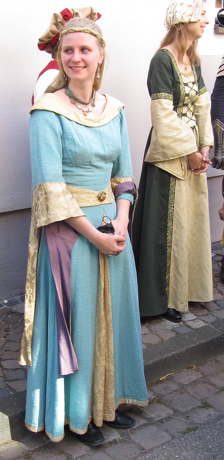 kostümleri, tarihsel olarak, bir Kenzingen Ortaçağ Festivali