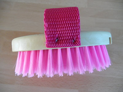 brush, horse brush, clean horse, curry, pink
