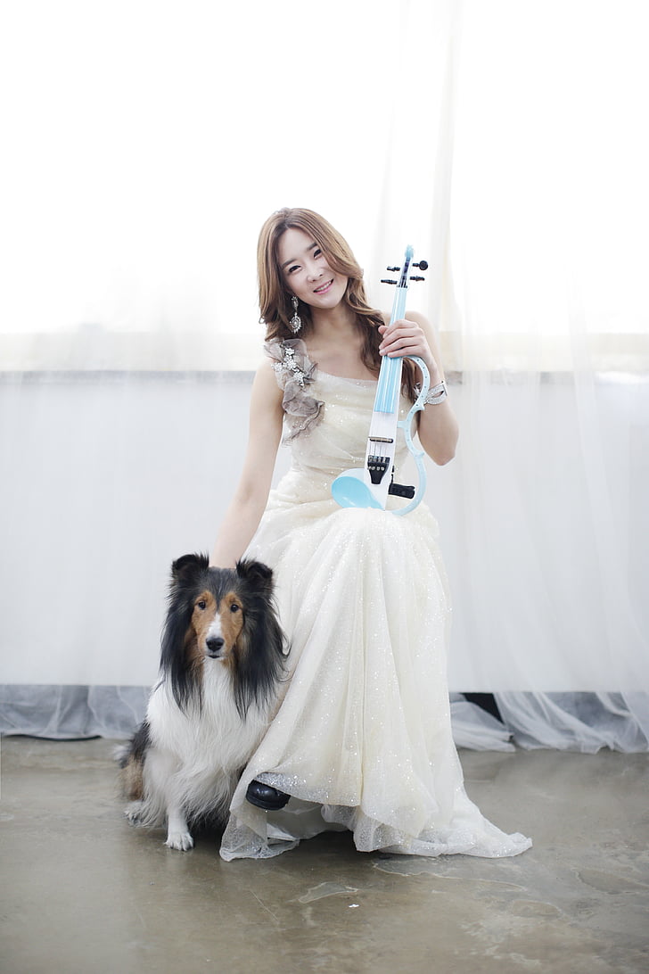 women's, violin, dog, shooting, model, musician