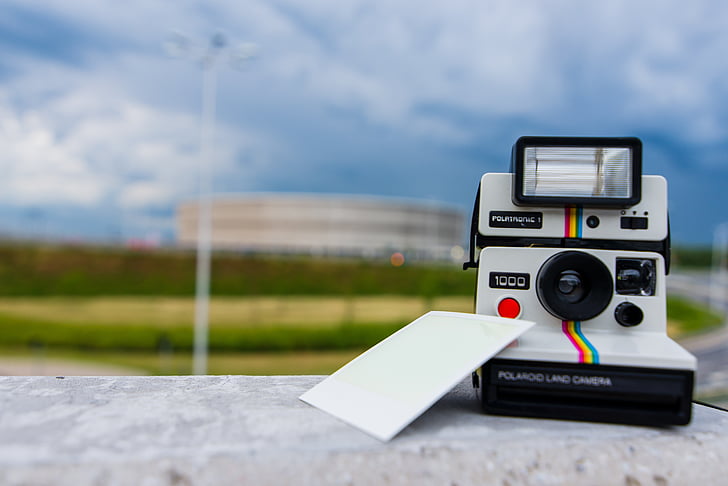 polaroid, camera, photography, technology, photo, paper, creativity