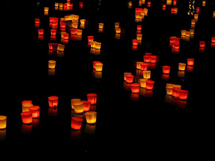 luzes, velas, velas flutuantes, Festival das luzes, serenata de luzes, Ulm, vermelho