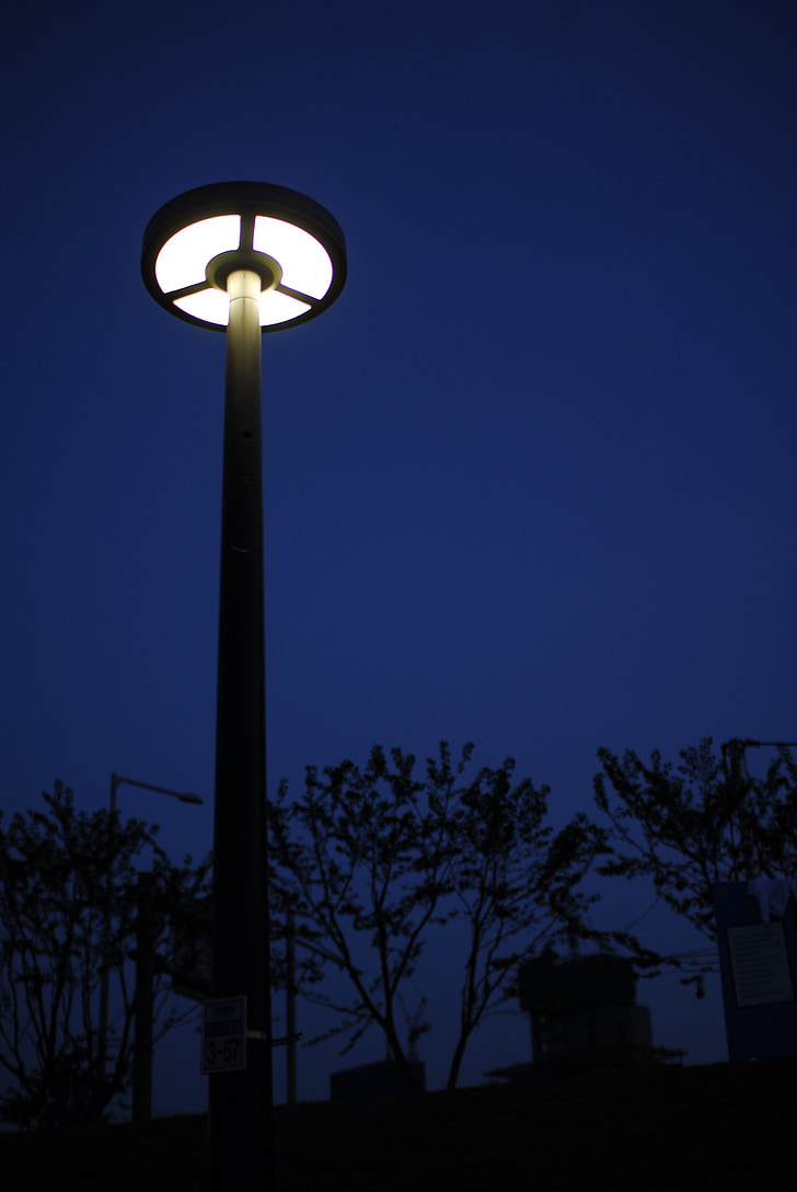 ulične svetilke, noč, razsvetljava, ulica svetloba, električne svetilke, svetili, osvetljeni